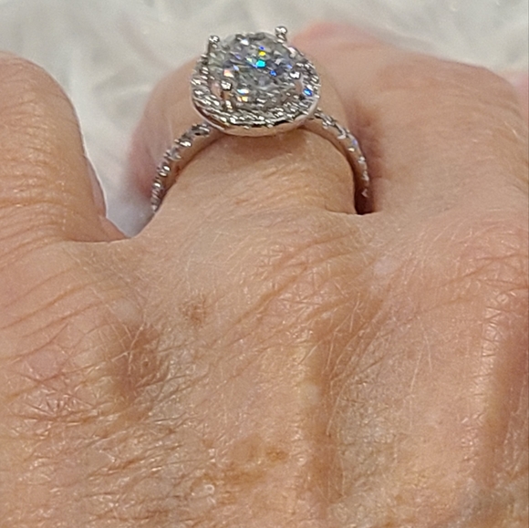 Moissanite 3 Carat Oval cut Ring - Picture 10 of 17